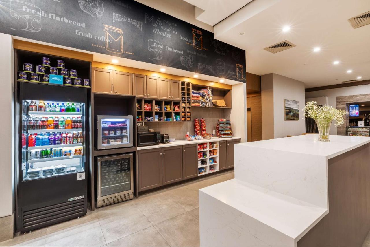 沃伦广场图尔萨希尔顿逸林酒店 圖爾薩 外观 照片